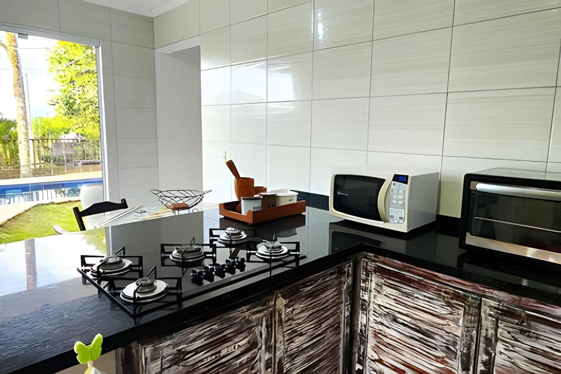 Bela Casa De 4 Suites Com Piscina E Vista - Curral 伊利亚贝拉 外观 照片