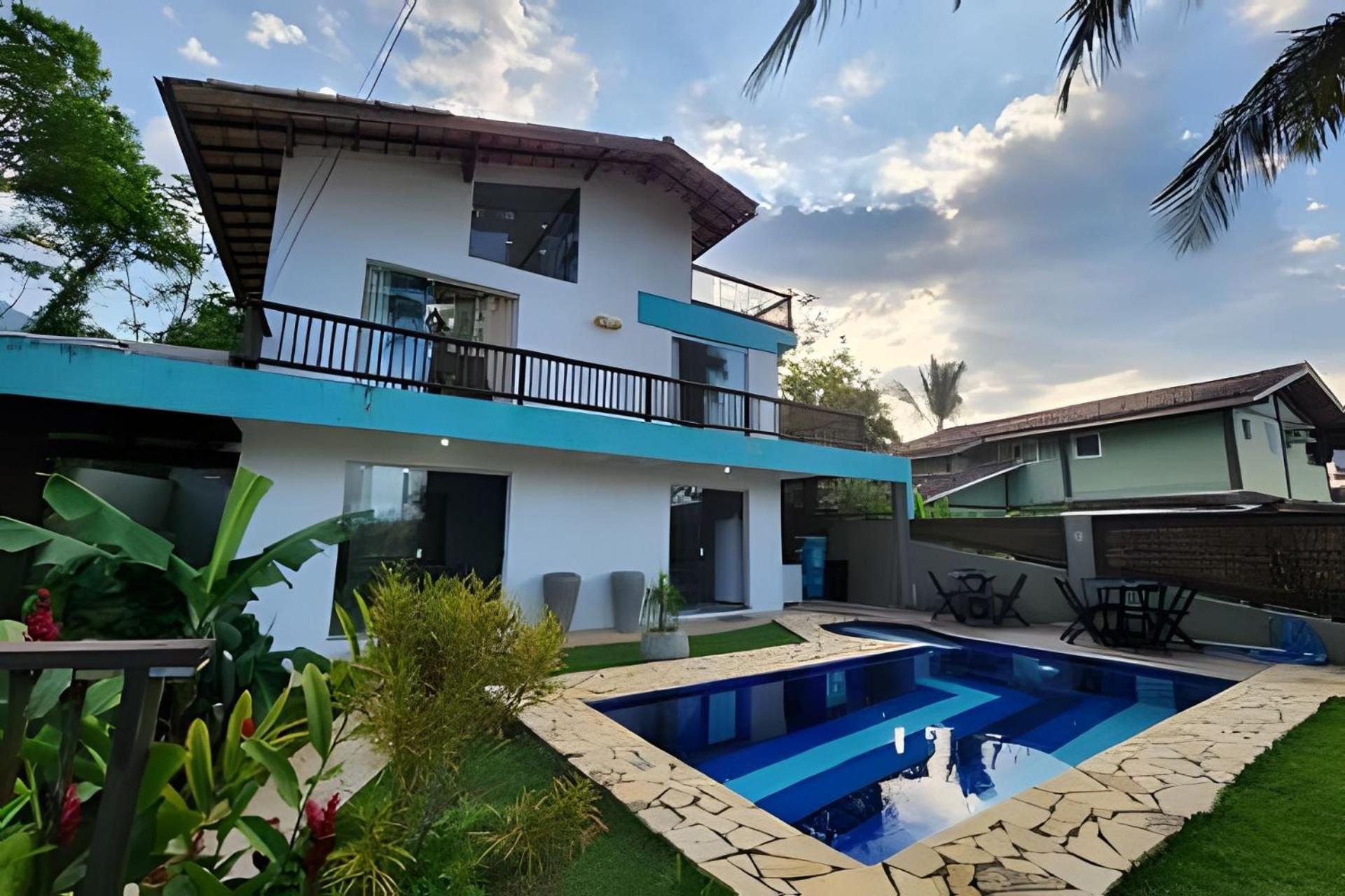 Bela Casa De 4 Suites Com Piscina E Vista - Curral 伊利亚贝拉 外观 照片